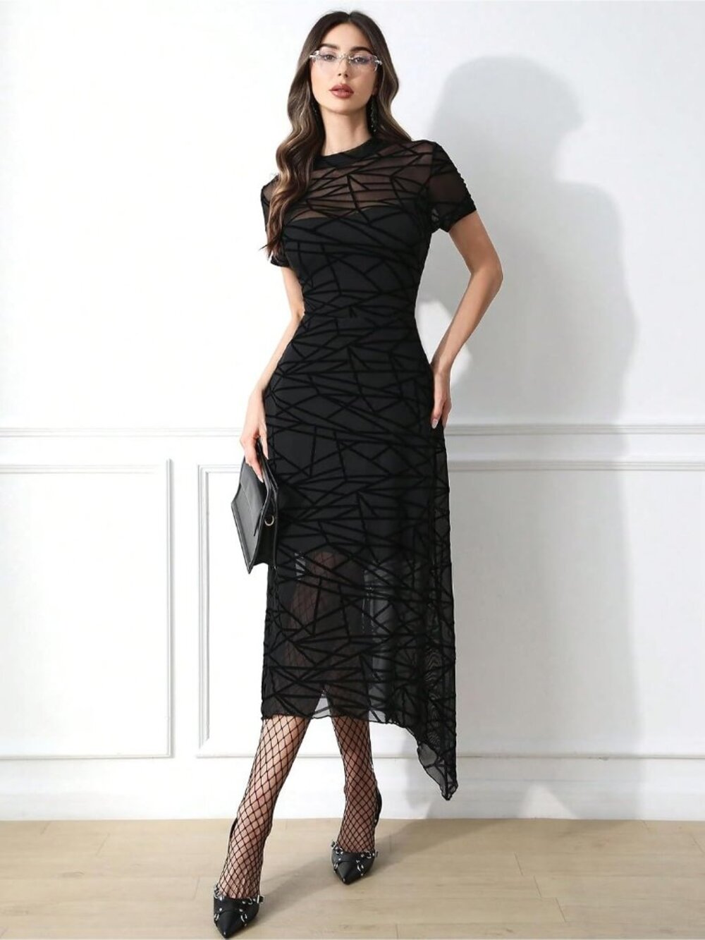 Women's Black Short Sleeve Floral Mesh Elegant Vintage Irregular Hem Midi Dress - Picture 3 of 6